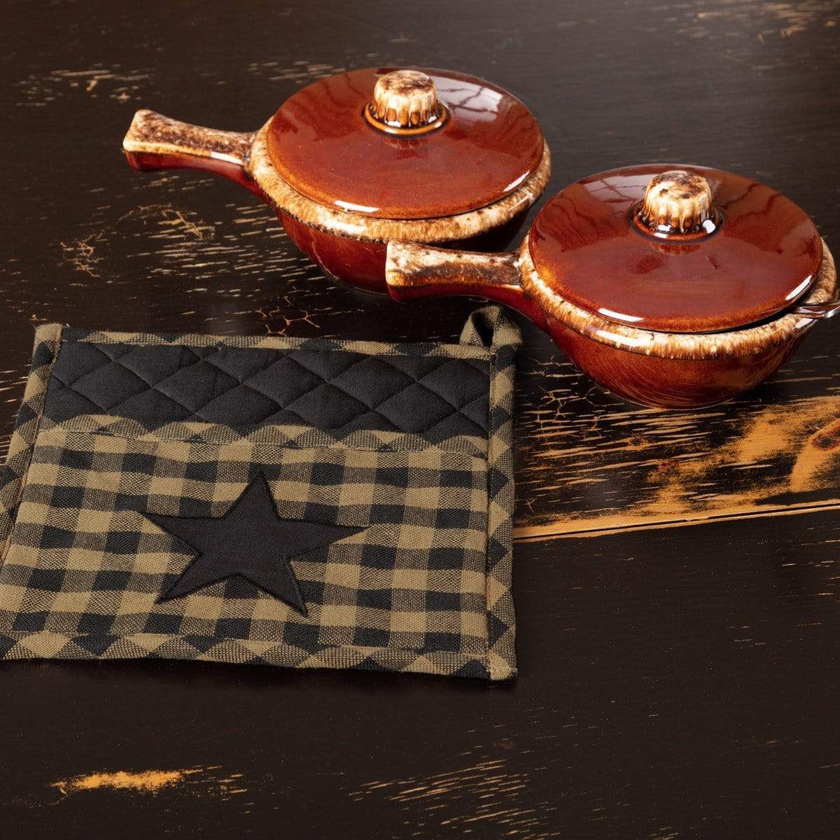 Black Star Pot Holder Set of 2