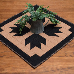 Black Bear's Paw Quilt Block