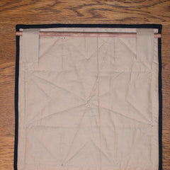Black Feathered Star Mini Runner