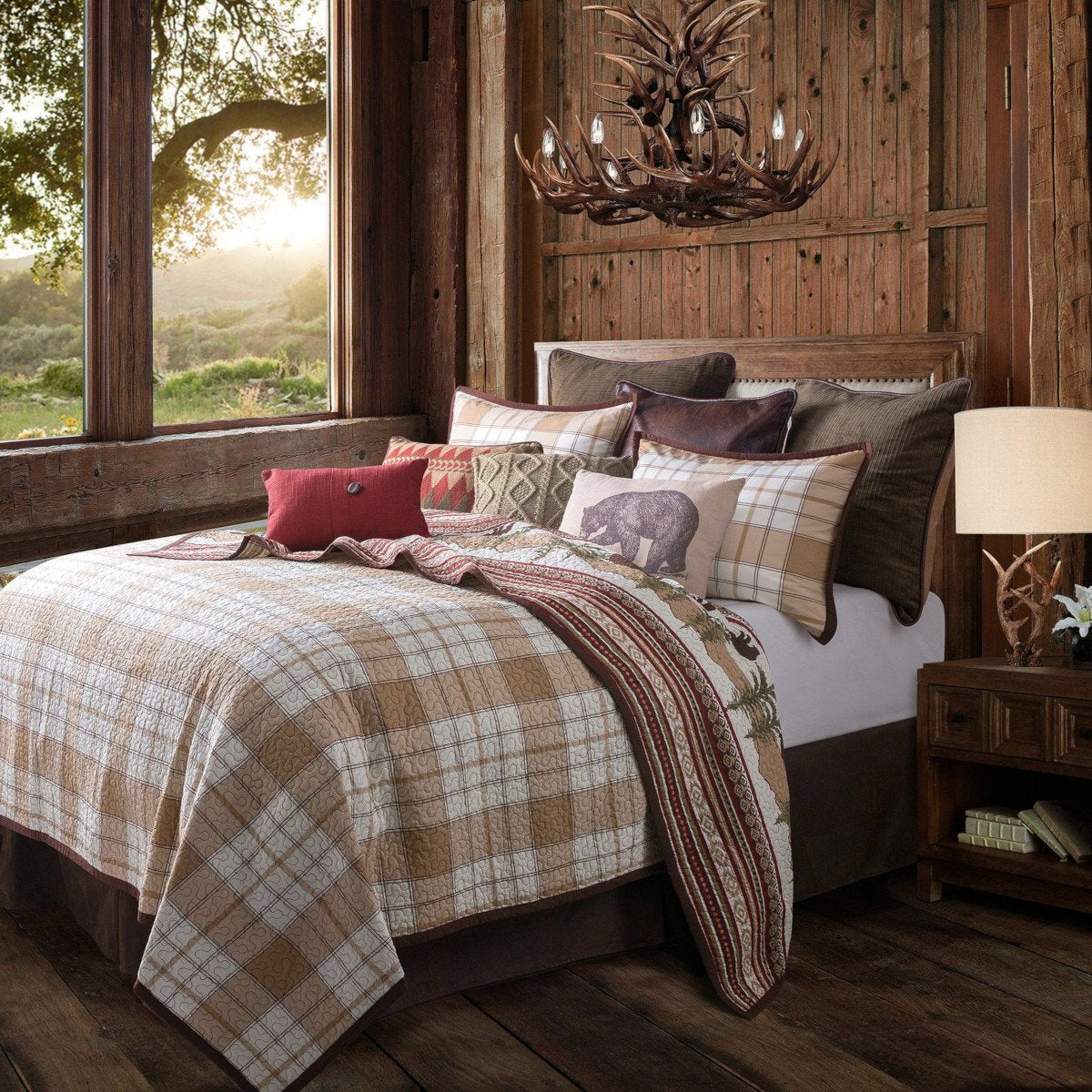 Bear Trail Reversible Quilt Set