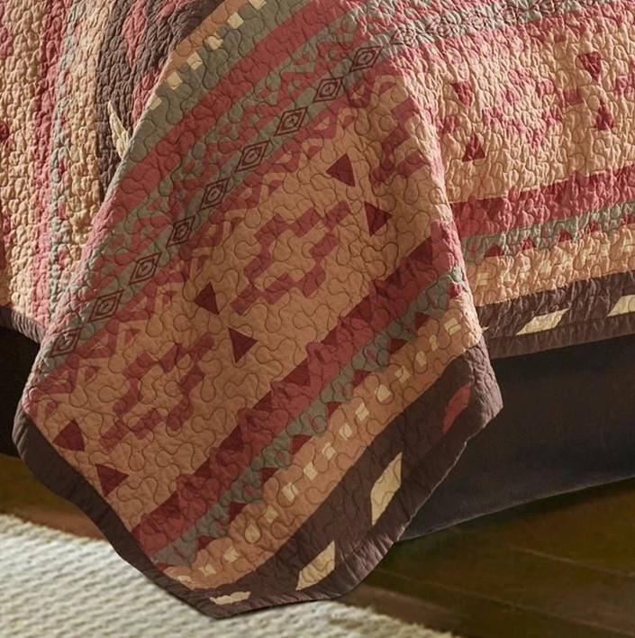Broken Arrow Reversible Quilt Set